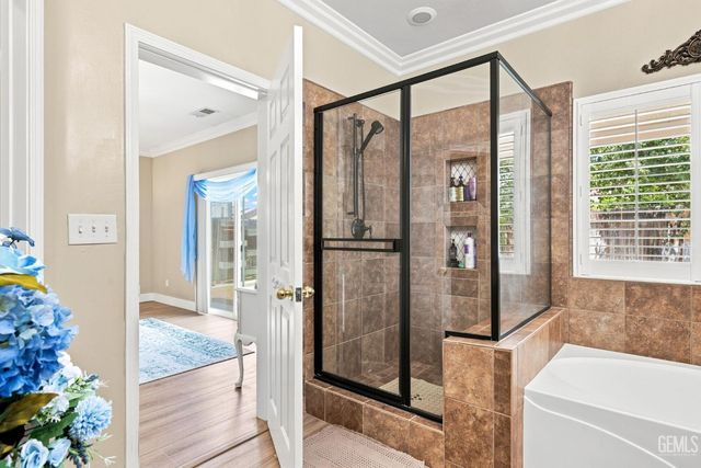 12600 Stablegate Drive, Bakersfield, CA 93312