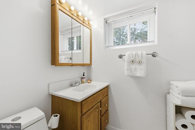 874 N LEBANON ST, Arlington, VA 22205