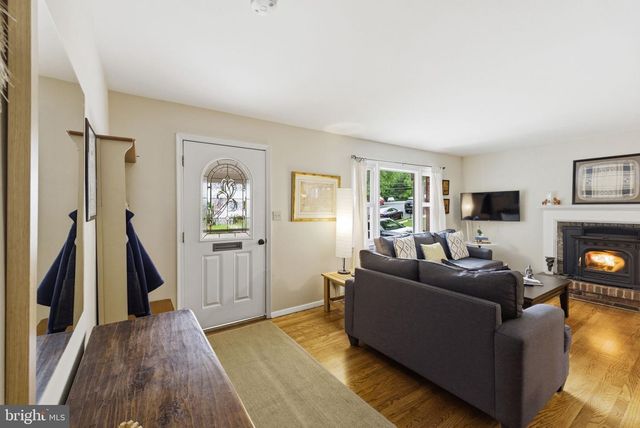 874 N LEBANON ST, Arlington, VA 22205