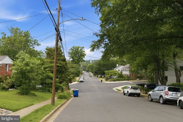 874 N LEBANON ST, Arlington, VA 22205