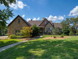 1860 Holcomb Circle, Tyler, TX 75703