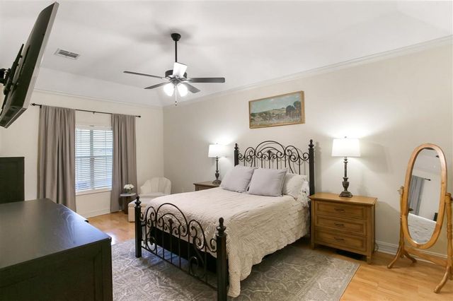 1333 Cambridge Court, Lake Charles, LA 70605