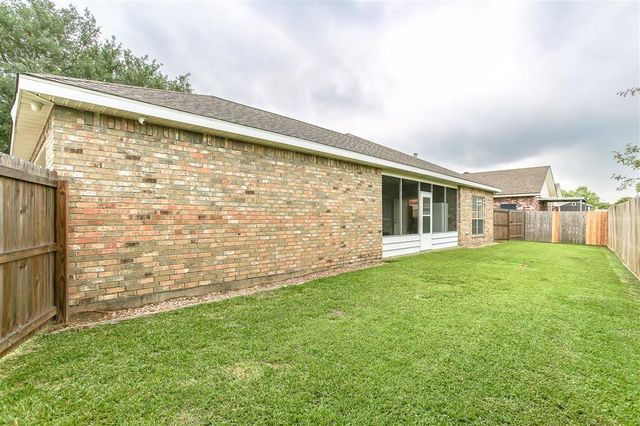 1333 Cambridge Court, Lake Charles, LA 70605