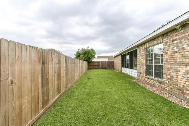 1333 Cambridge Court, Lake Charles, LA 70605
