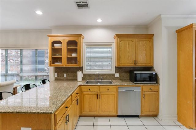 1333 Cambridge Court, Lake Charles, LA 70605