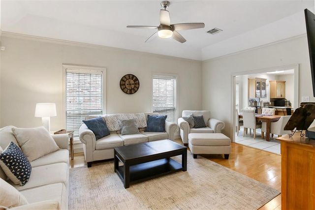 1333 Cambridge Court, Lake Charles, LA 70605