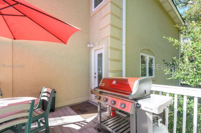 3 Cassina Ln, Hilton Head Island, SC 29928