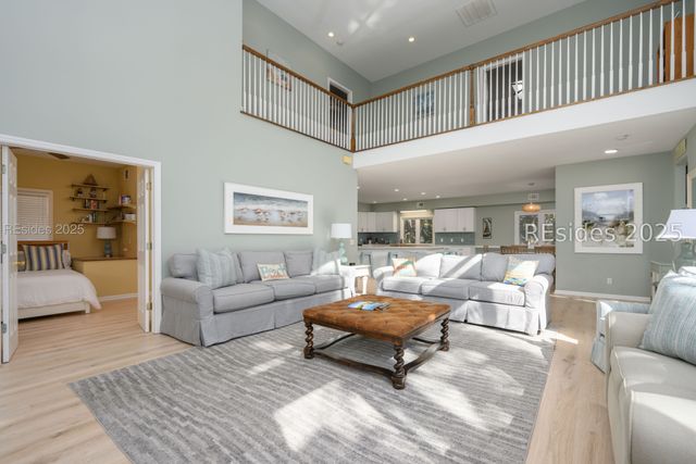 3 Cassina Ln, Hilton Head Island, SC 29928