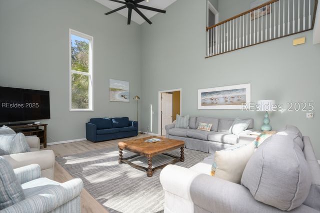 3 Cassina Ln, Hilton Head Island, SC 29928