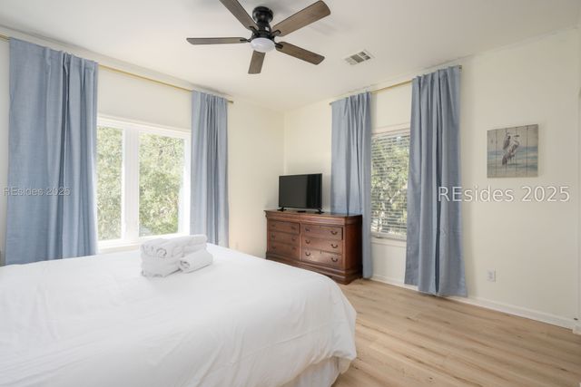 3 Cassina Ln, Hilton Head Island, SC 29928