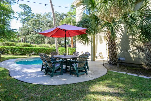 3 Cassina Ln, Hilton Head Island, SC 29928