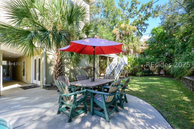 3 Cassina Ln, Hilton Head Island, SC 29928