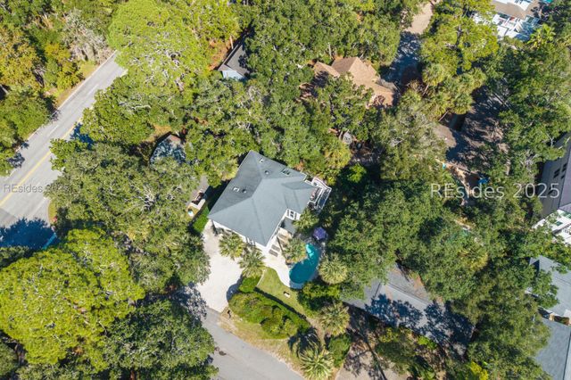 3 Cassina Ln, Hilton Head Island, SC 29928