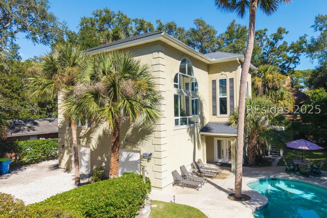 3 Cassina Ln, Hilton Head Island, SC 29928
