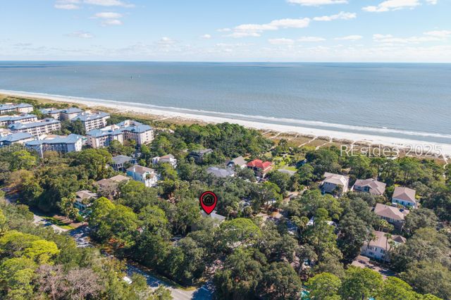 3 Cassina Ln, Hilton Head Island, SC 29928