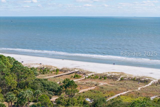 3 Cassina Ln, Hilton Head Island, SC 29928