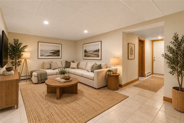 10 Partridge Drive, Exeter, RI 02822