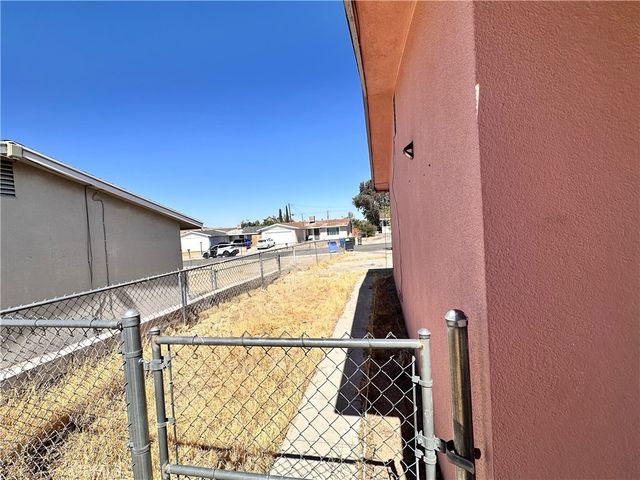 308 Ute, Barstow, CA 92311