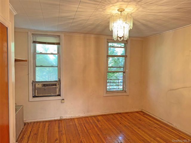 68-09 60th Street, Ridgewood, NY 11385