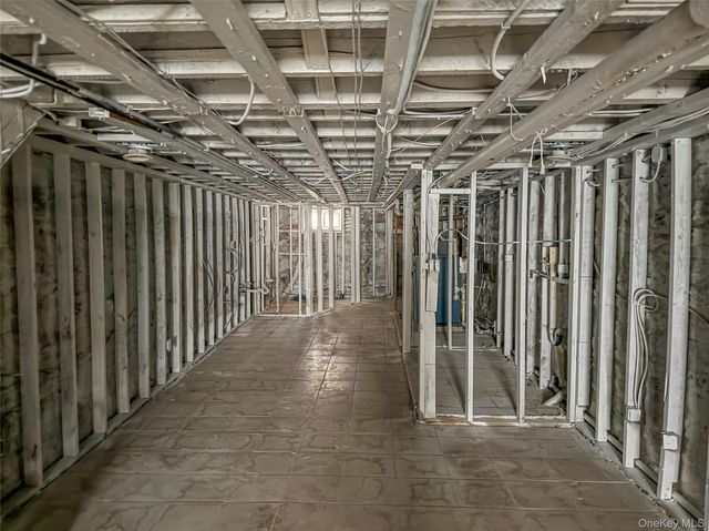 68-09 60th Street, Ridgewood, NY 11385