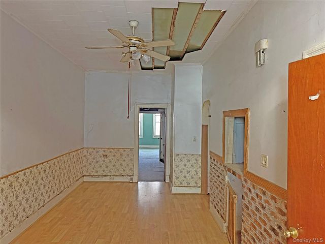 68-09 60th Street, Ridgewood, NY 11385