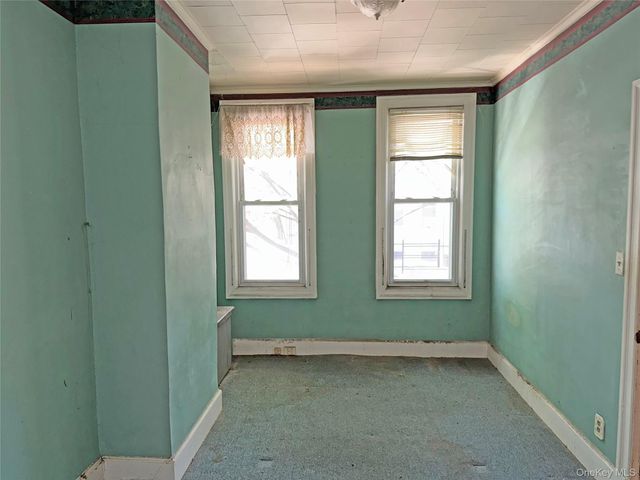 68-09 60th Street, Ridgewood, NY 11385