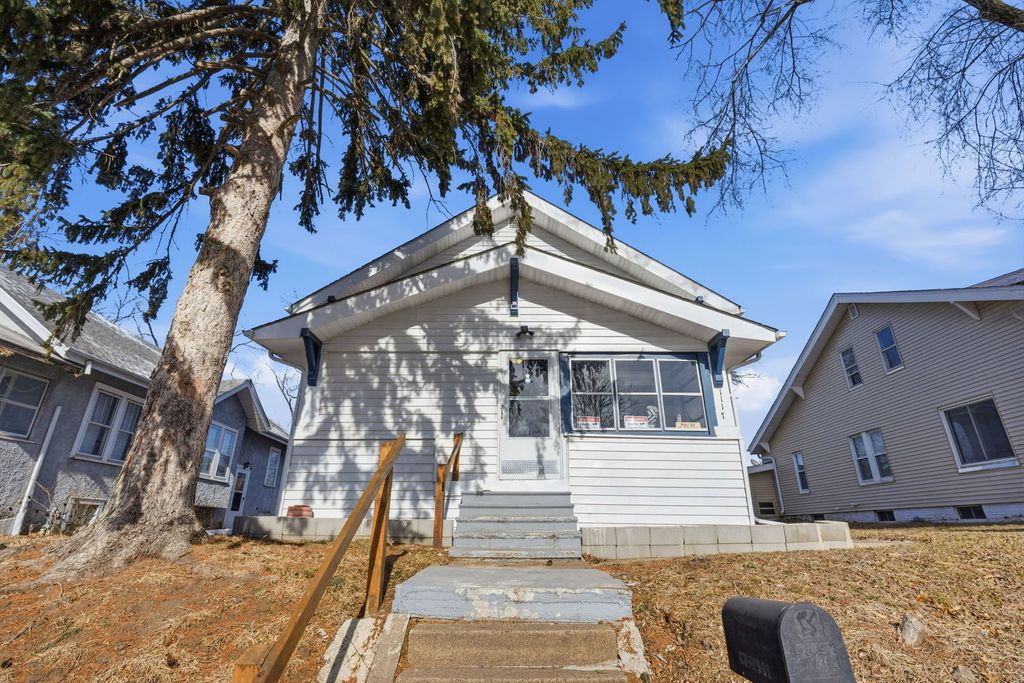 1117 19 Avenue, Rock Island, IL 61201