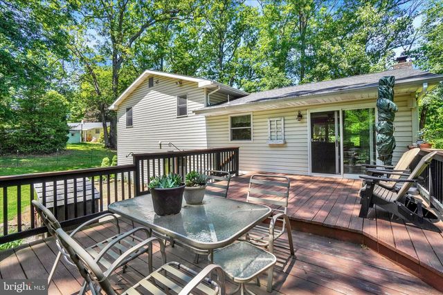 250 STEINFELT RD, Red Lion, PA 17356