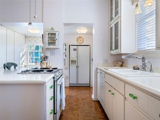 900 NW 14th Street, Oklahoma City, OK 73106