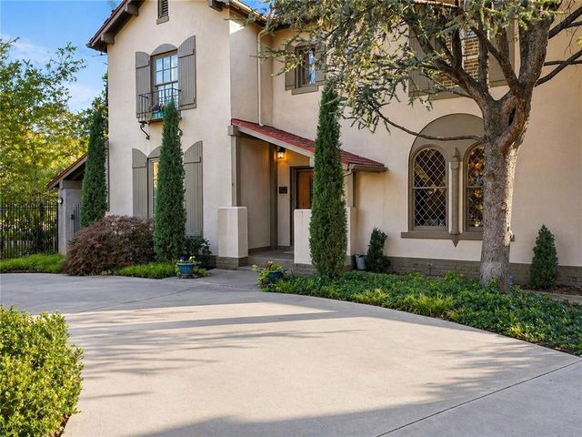 900 NW 14th Street, Oklahoma City, OK 73106