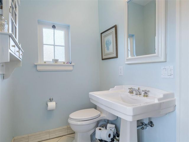 900 NW 14th Street, Oklahoma City, OK 73106