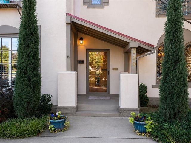 900 NW 14th Street, Oklahoma City, OK 73106