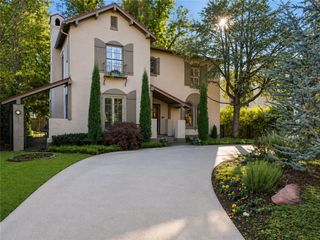 900 NW 14th Street, Oklahoma City, OK 73106