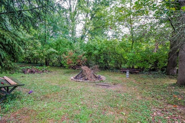 901 E Robinson Avenue, Barberton, OH 44203