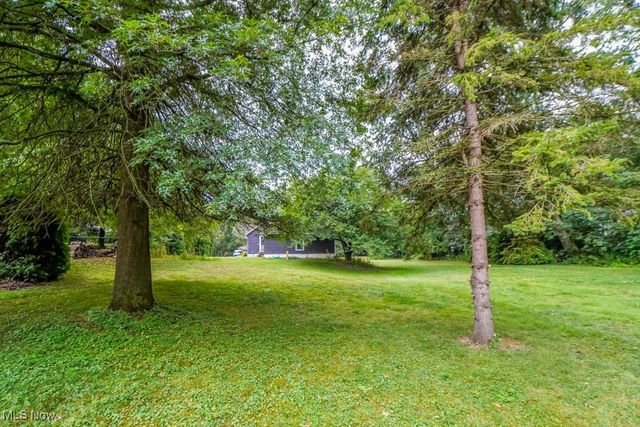 901 E Robinson Avenue, Barberton, OH 44203