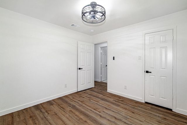 715 Pheasant Run, Burleson, TX 76028