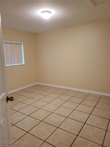 1247 Bacon AVE Unit A, Fort Myers, FL 33913
