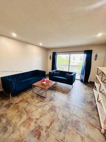 7740 Camino Real G404, Miami, FL 33143