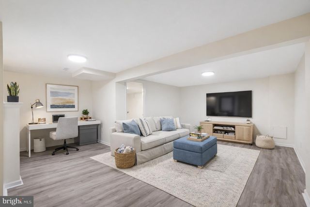 611 BLANDFORD ST, Rockville, MD 20850