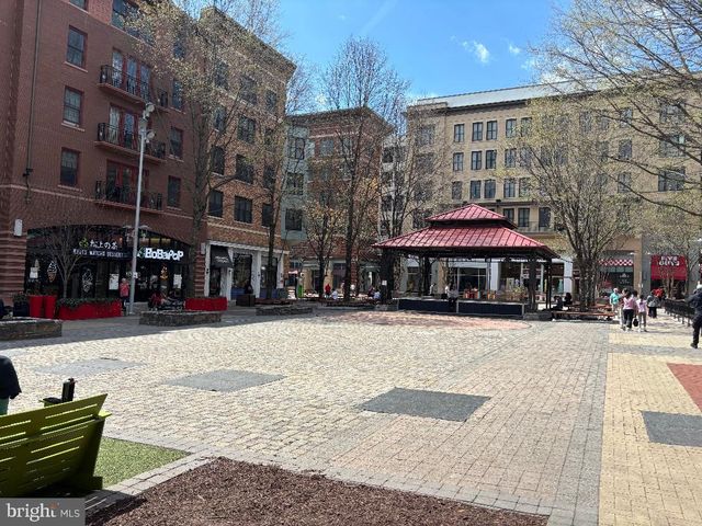 611 BLANDFORD ST, Rockville, MD 20850