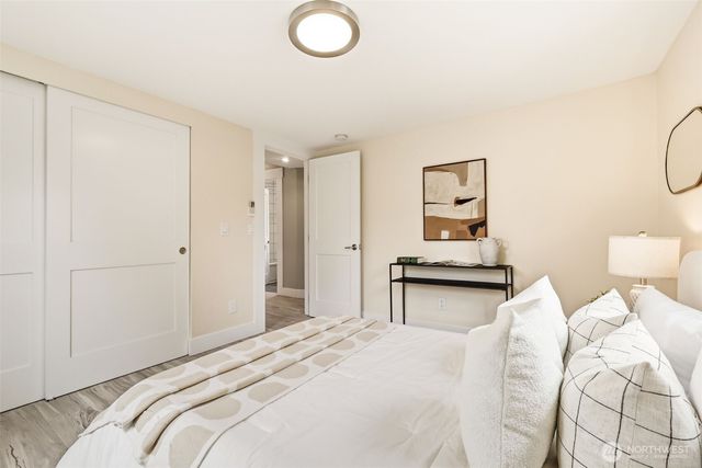 106 N 100th Street, Seattle, WA 98133