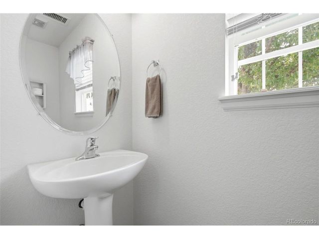 20054 E 49th Pl, Denver, CO 80249