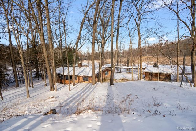 12155 Spencer Road, Brighton Township, MI 48380