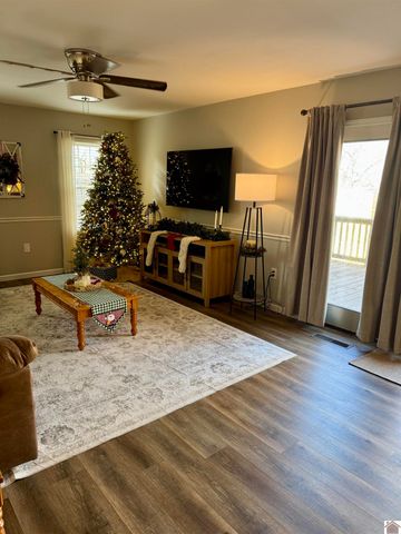 121 E 23rd Street, Benton, KY 42025