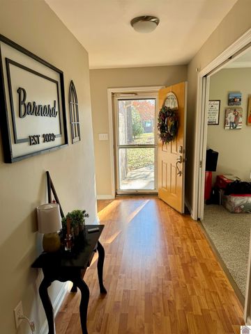 121 E 23rd Street, Benton, KY 42025