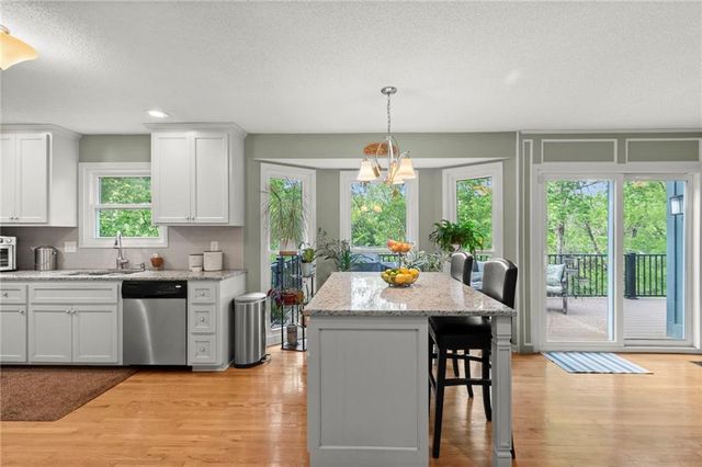3014 NW 57th Terrace, Kansas City, MO 64151