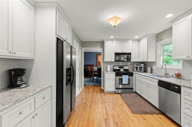 3014 NW 57th Terrace, Kansas City, MO 64151