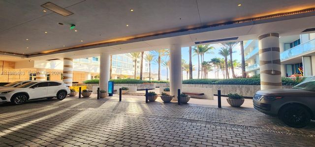 6801 Collins Ave LPH05, Miami Beach, FL 33141