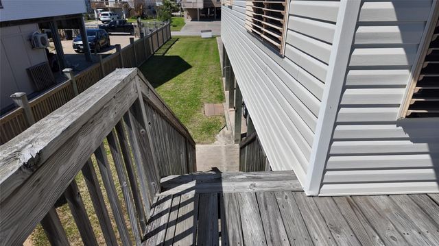 16533 Tampico Way, Galveston, TX 77554