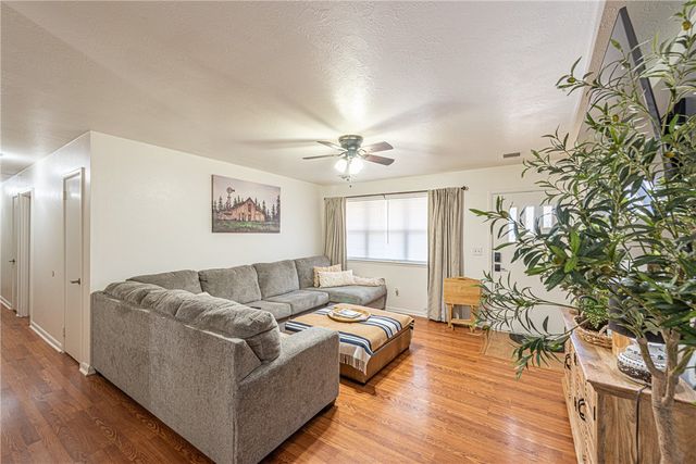 1771 Oakland Avenue, Fayetteville, AR 72703